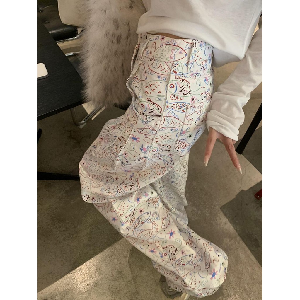 Celana Jeans Cetak Graffiti Wanita Celana Lebar Serba Bisa