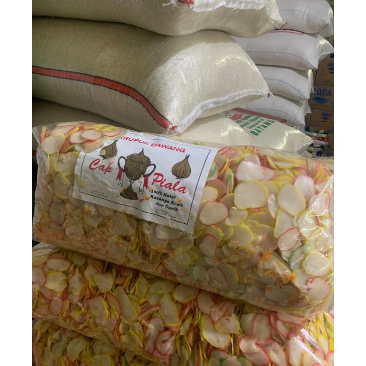 

Krupuk Bawang Cap Piala 1 Bal Isi 5 Kg