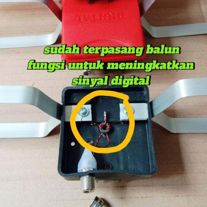 Driven Antena TV Digital Super Peka Dengan Balun