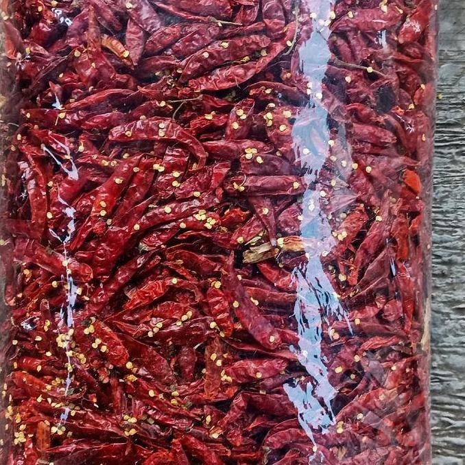 

JH8 Cabai Teja Caplaak Kering Pedas Alami 1KG - Merah Merah Merah atau Kekuningan - Food, Spices royko halal tidak ada alergi