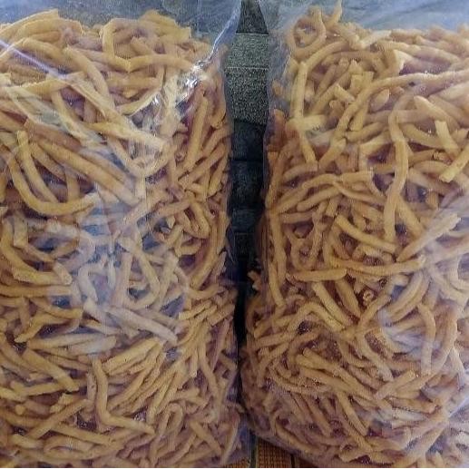 

1 KG Stik bawang KUE BAWANG