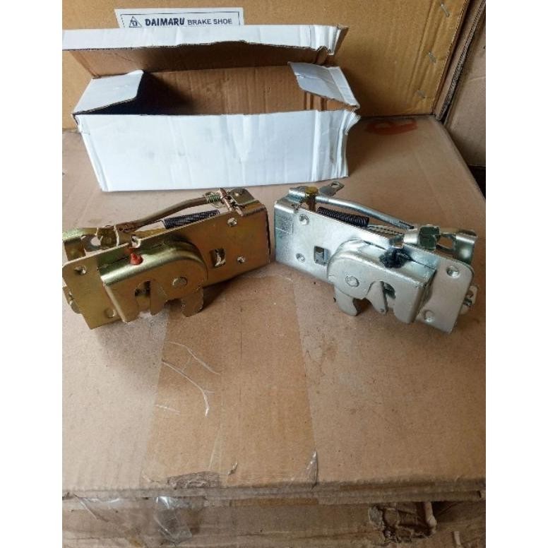 DOOR LOCK MITSUBISHI COLT T120 LAMA 78-81 AST