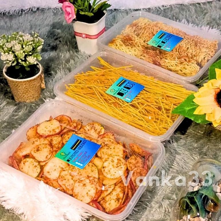 

ID | PAKET HEMAT ISI 3 PCS MIE LIDI KEMASAN BOX 500 ML MIE LIDI PEDAS DAUN JERUK