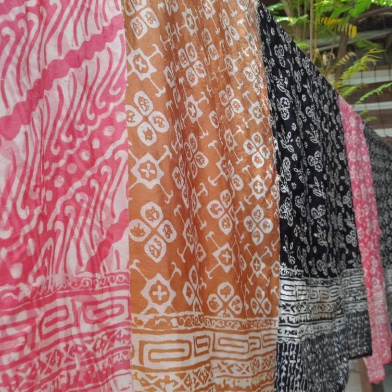 syal sutra batik scraft batik sutra premium selendang sutra sutera DiM
