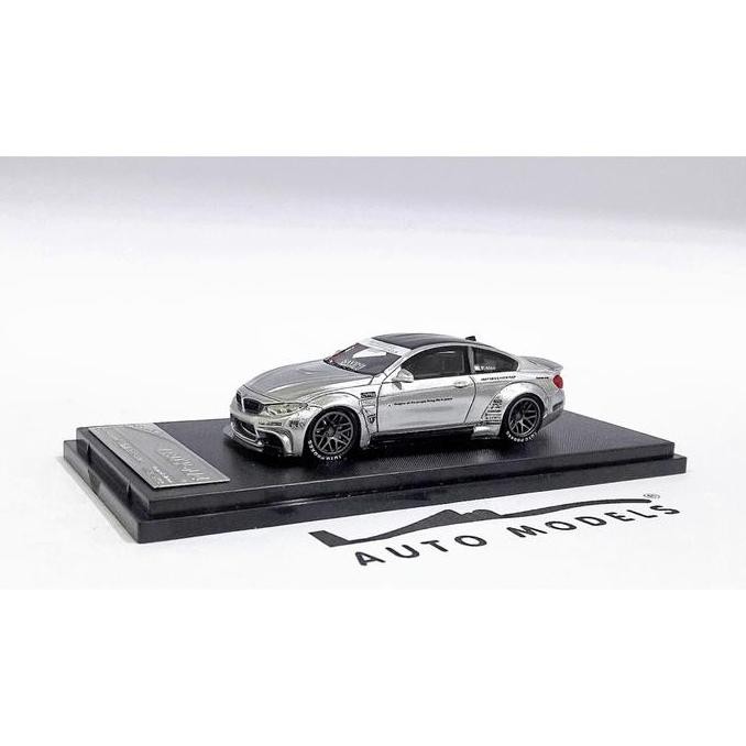 1:64 STANCE HUNTERS BMW M4 LB-WORKS CHROME