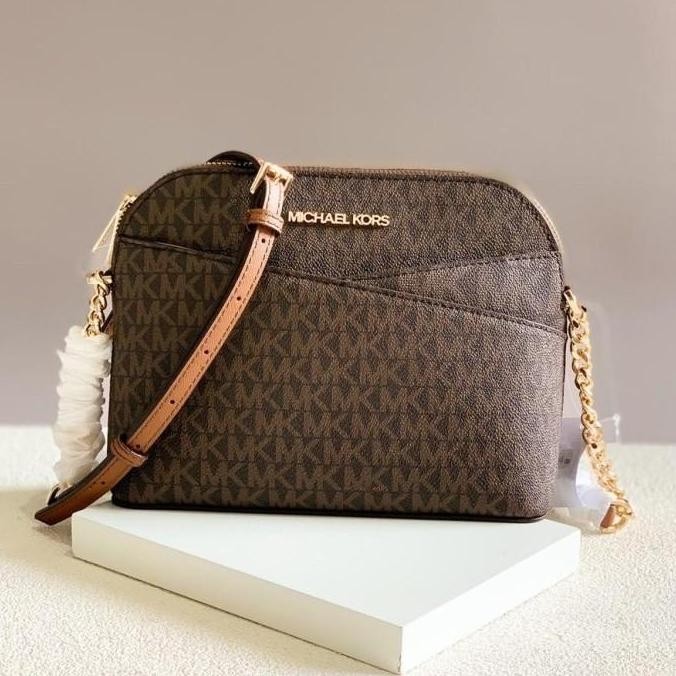 baru MK Jet Set Travel Medium Dome Crossbody