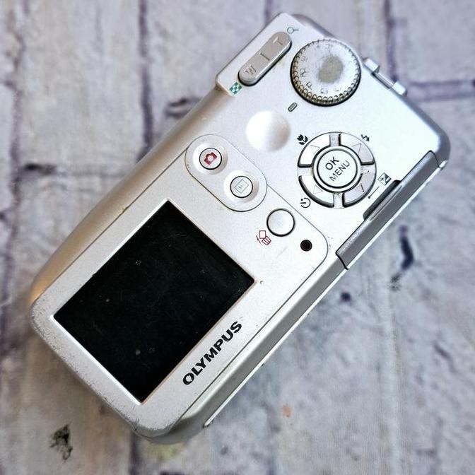 TERBARU Kamera Digital Olympus Camedia C-480