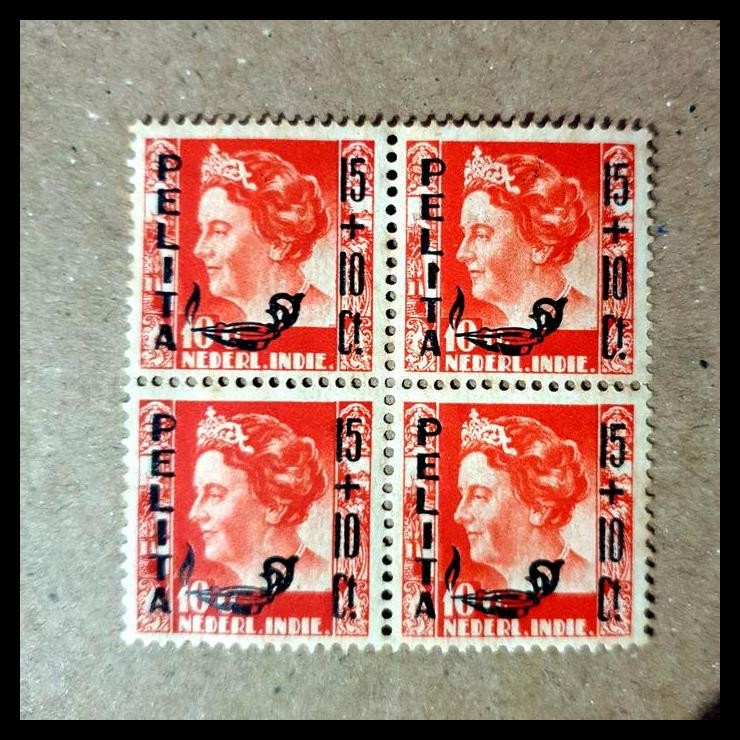 

GRATIS ONGKIR PRANGKO NED INDIE. N-53. RATU WILHELMINA DENGAN C.T. NILAI BARU 15 + 10 CENT DI ATAS PRANGKO 10 CENT DAN TULISAN PELITA. BLOK-4 !!!!!!
