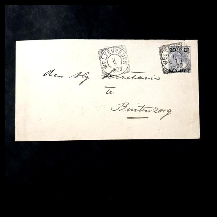 

DISKON AMPLOP NED INDIE 1902. SERI WILHELMINA 10 CENT C.T. NED-INDIE DAN ANGKA DARI WELTEVREDEN 10.7.1902 DIKIRIM KE BUITENZORG (KODE KAT. NS-10. HARGA 400K) !!!!