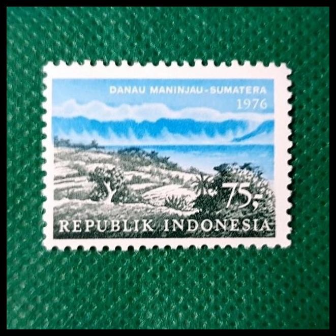 

BEST DEAL PRANGKO INDONESIA 1976. PARIWISATA ~ DANAU MANINJAU, SUMATERA BARAT !!!!