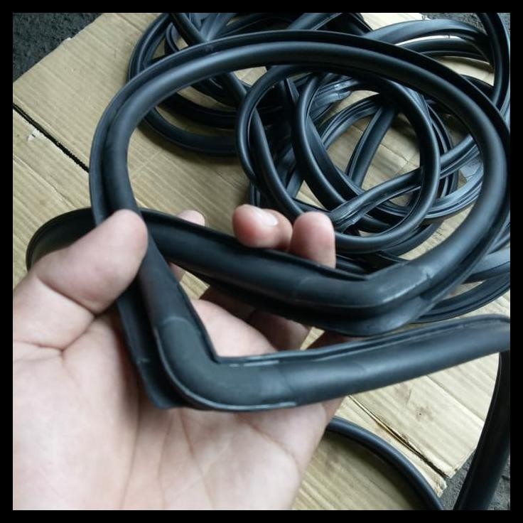 GRATIS ONGKIR KARET PINTU BALON MITSUBISHI LANCER SL