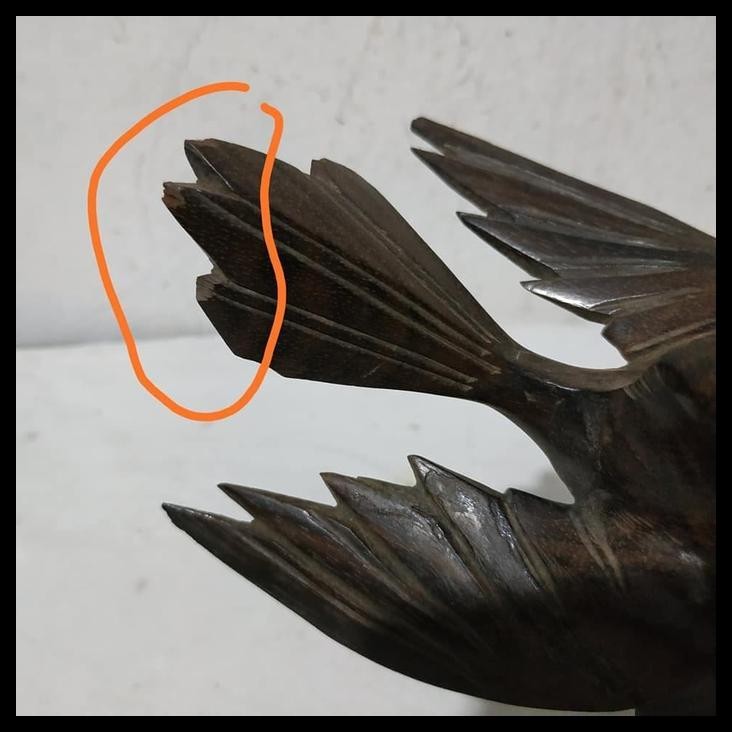 DISKON ASBAK KAYU BURUNG UKIR