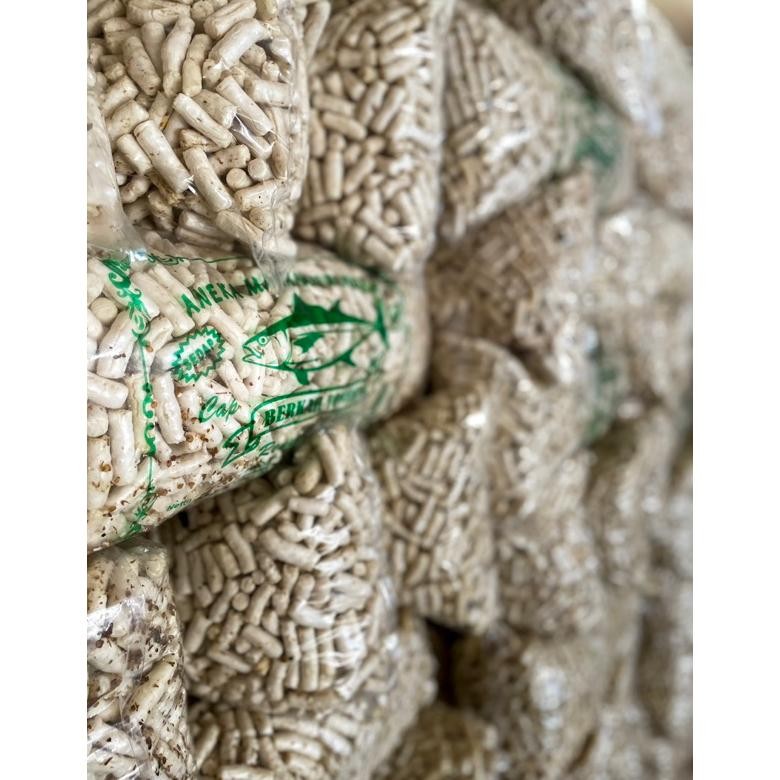 

Kuke Krupuk Ikan Tongkol / Stik Tongkol "Berkah" 1 Kg (Asli Klaten) Wwr-76