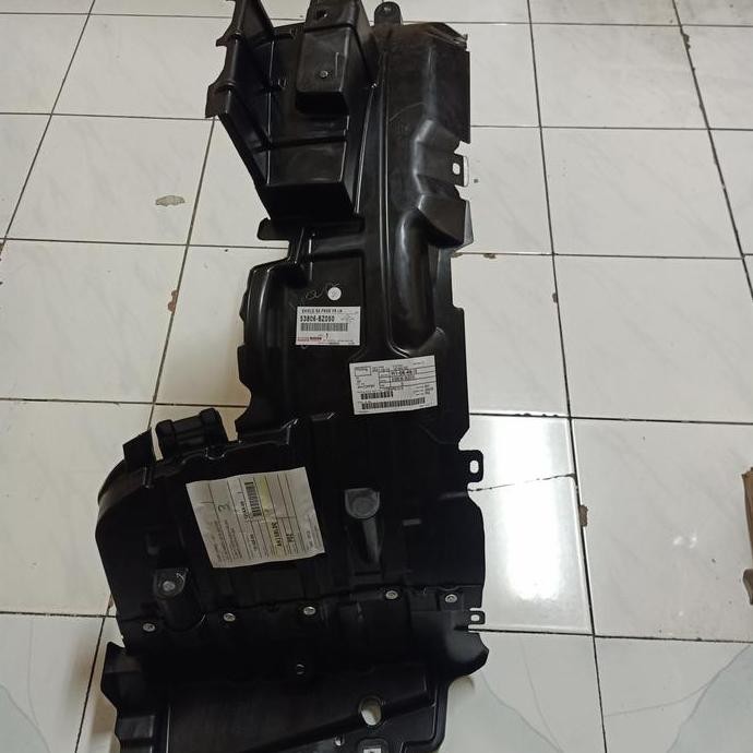 Liner fender/Liner spakbor avanza veloz 2016/2018 original