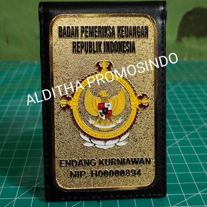 

name tag id card dompet Kalung lencana KTA BPK RI