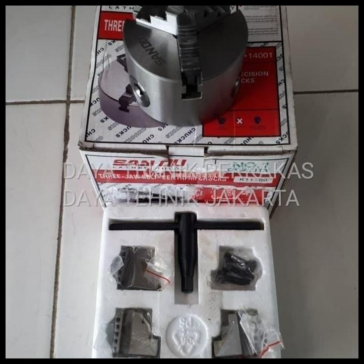 

BEST DEAL CLAU SANOU 3" 3 JAW GERAK BARENG BUKAN CLAU BOLA DUNIA !!!!!