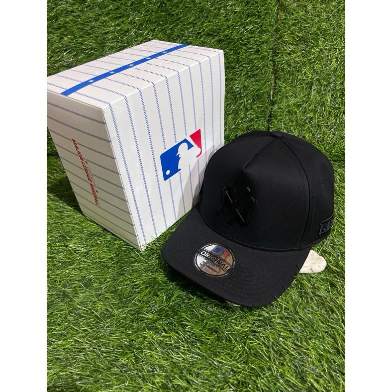 NY Plat Besi Black On Black Bahan Kain Warna Hitam MLB Best Seller Premium DiM