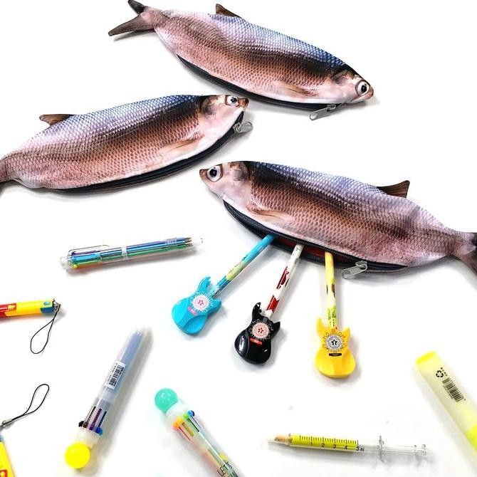 

Tempat Pensil Ikan Bandeng Untuk Penggemar Bandeng Presto New Stok