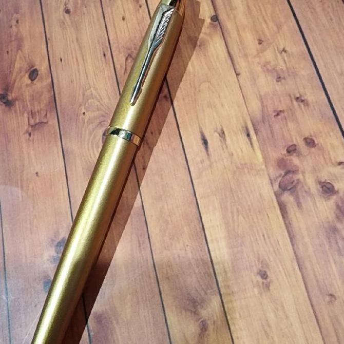 

Pulpen Si Metal Roller Ball F1 Full Gold Gt Klip Emas New Stok