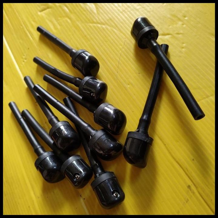nozzle air wiper belakang Pajero sport
