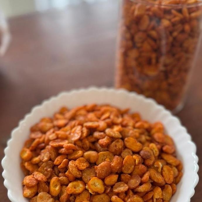 

Koro Kupas Pedas 1Kg - Snack Food Cemilan Makanan Kering