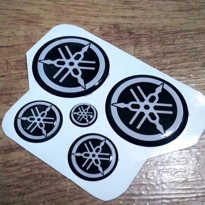 Emblem NMAX dan AEROX CUSTOM Hires Doming Resin