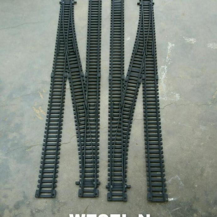 Wesel N Sepasang Mainan Miniatur Kereta Api Railking PS