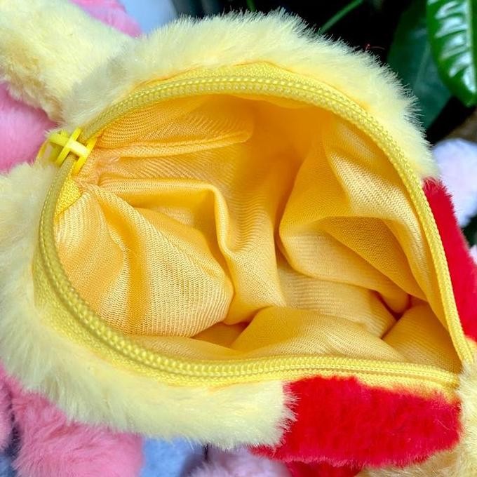 

Promo / Terlaris Tempat Pensil Piglet Pooh Stitch Sea Otter Chikawa Capybara Rabbit Lotso Bulu Halus Pencil Case Tempat Penyimpan Alat Tulis Lucu Terbaik