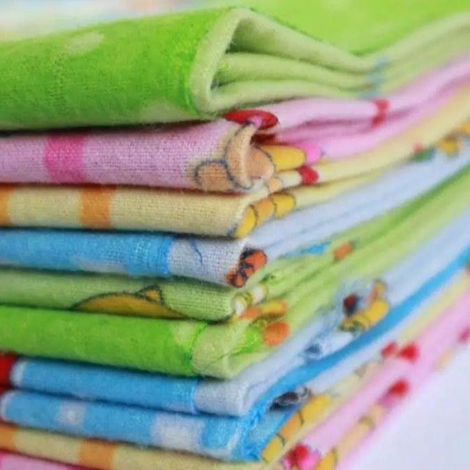 1 Lusin 12Pcs Bedong Bayi Flanel Grosir