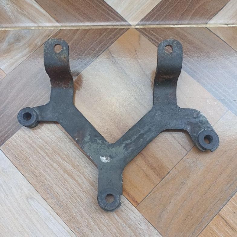 bracket dudukan spedometer breket spedo Suzuki Rgr sprinter rgr150 jumbo crystal tornado Original