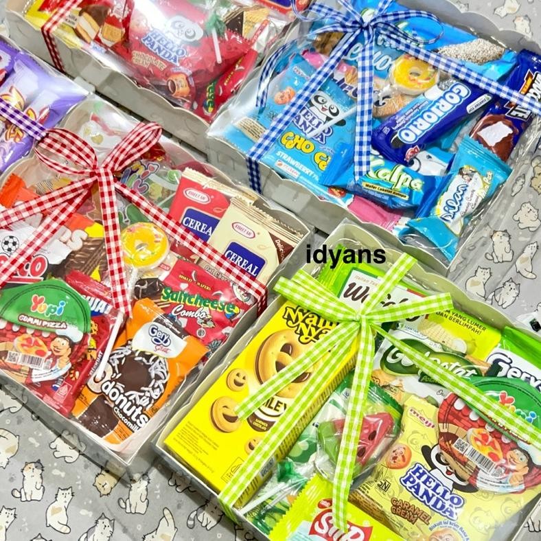 

Fgk-45 Giftbox Snack Lampu Aesthetic / Kado Graduation / Snack Mini / Gift Snack / Hampers Snack Ulang Tahun