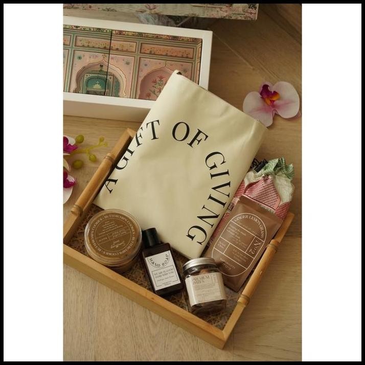 

FREESIA - hampers lebaran/paket idul fitri 2025/hampers ramadan/hampers eid mubarak/kado lebaran 2025/idul fitri parcel/eid al fitr