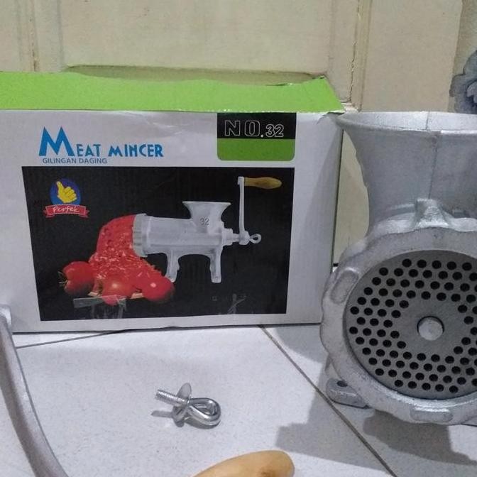 TERMURAH - Gilingan daging / kacang Ukuran 32 manual Meat Mincer Besi Cor