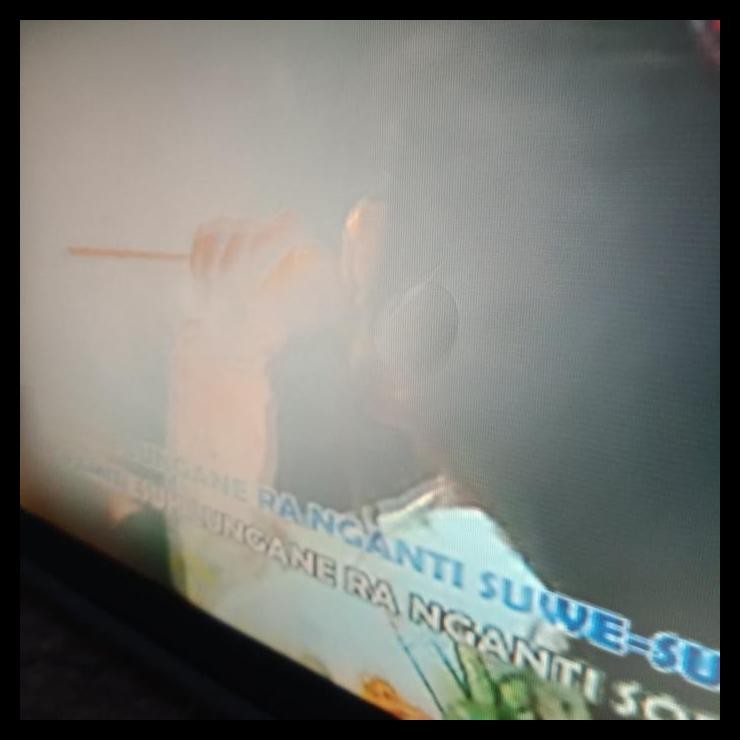 BEST DEAL TV SUNVISOR 9 INCH TUNER PENAHAN MATAHARI 