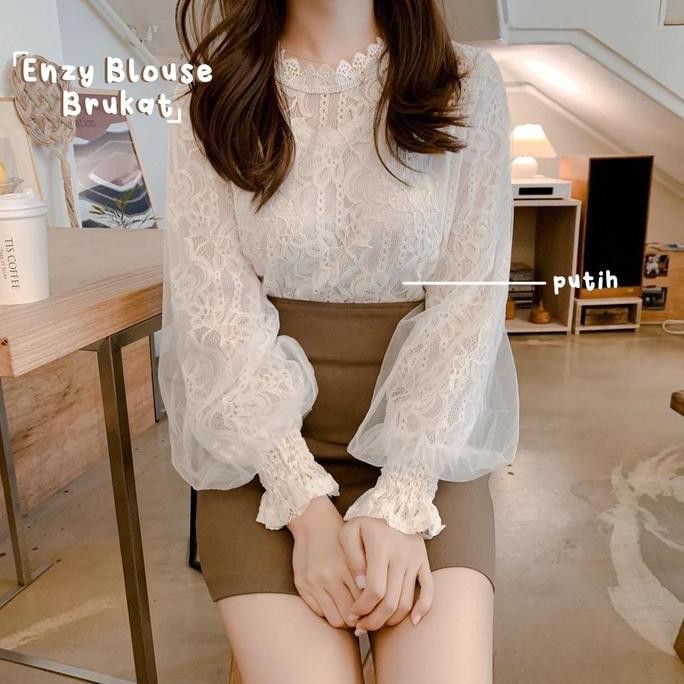 NJ - ENZY ATASAN BROKAT KASUAL WANITA   Baju Panjang Putih Top Hitam Premium