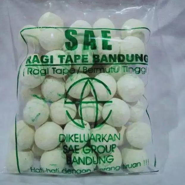 

Ragi tape ketan berkualitas .Satu bungkus isi 50 butir ,satu butir berat 3 gram. Satu butir untuk takaran 1- 2kg beras ketan sebelum proses peragian ragi harus dijemur atau diopen atau disangrai supaya hasil tapemanis Nugi