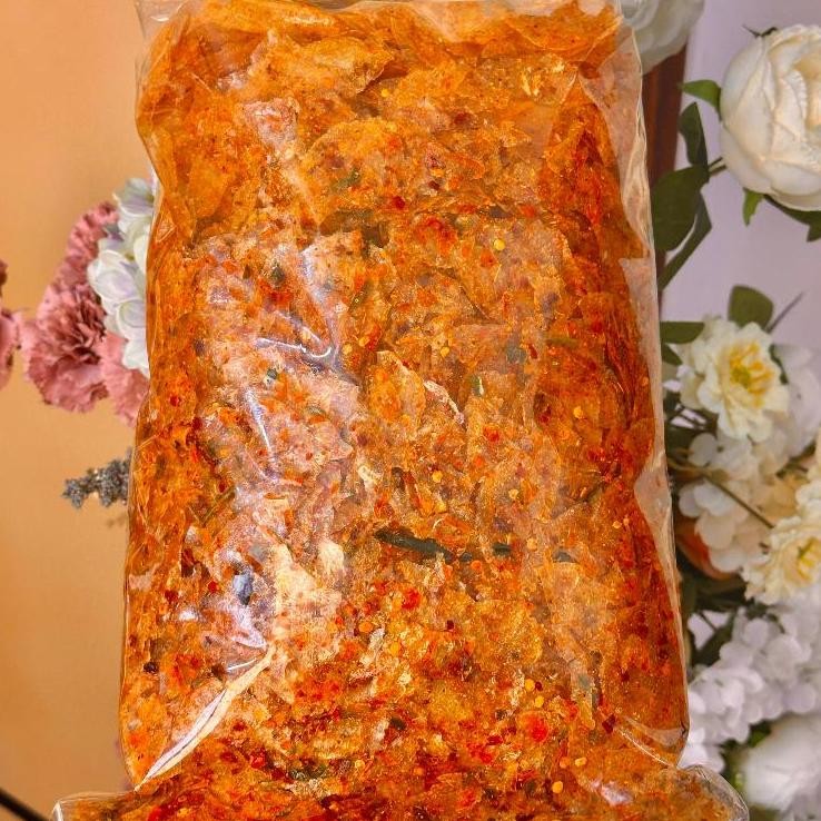 

KERIPIK KACA 1 KG PEDAS DAUN JERUK / KRIPCA REMPAH NGABRET Nugi
