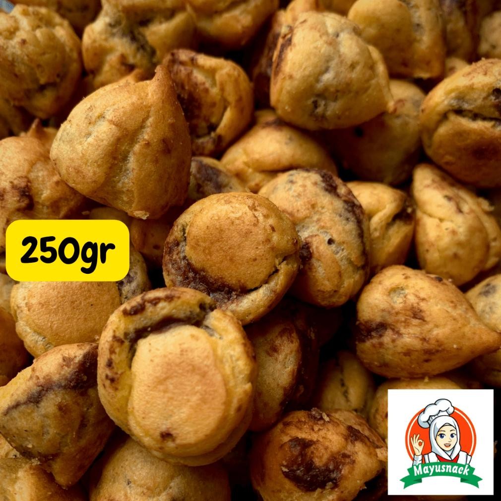 

Soes Kering Coklat Lumer Kiloan 250gr Nugi