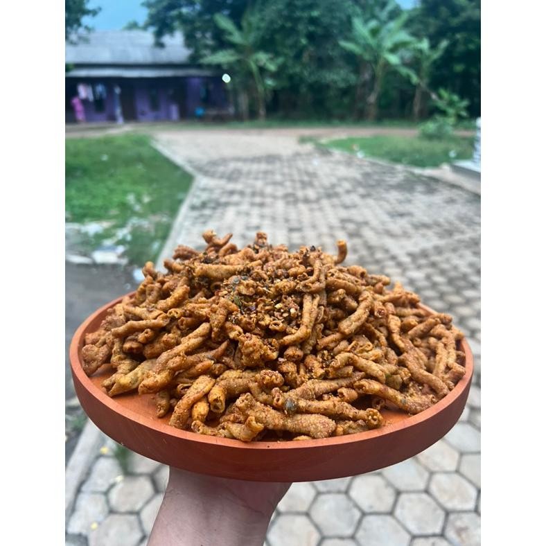 

KERIPIK USUS PEDAS DAUN JERUK 500 gram Nugi