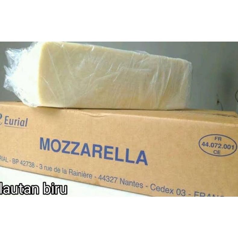 

keju mozzarella eurial 2.5kg Nugi