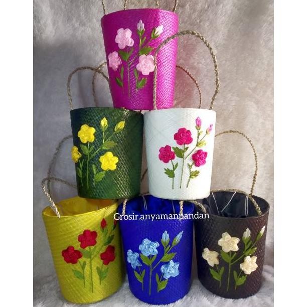 

Tas hampers EMBER SULAM WARNA GG RARA Parcel souvernir anyaman pandan goodiebag natal imlek lebaran Nugi