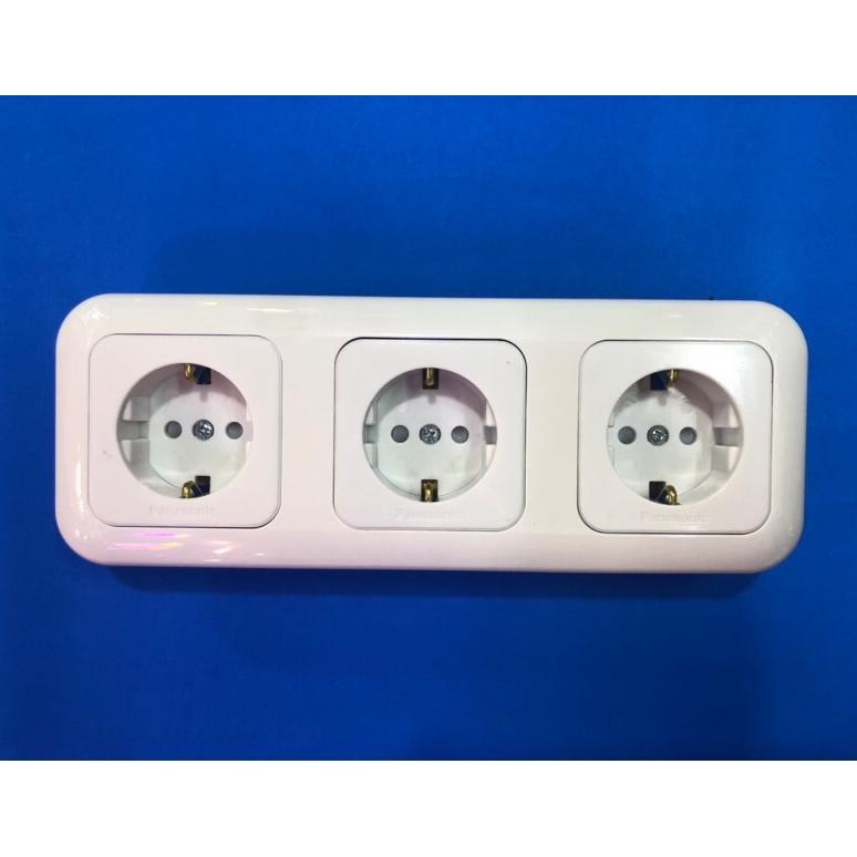 stop kontak 3 lubang CP panasonic 3 gang