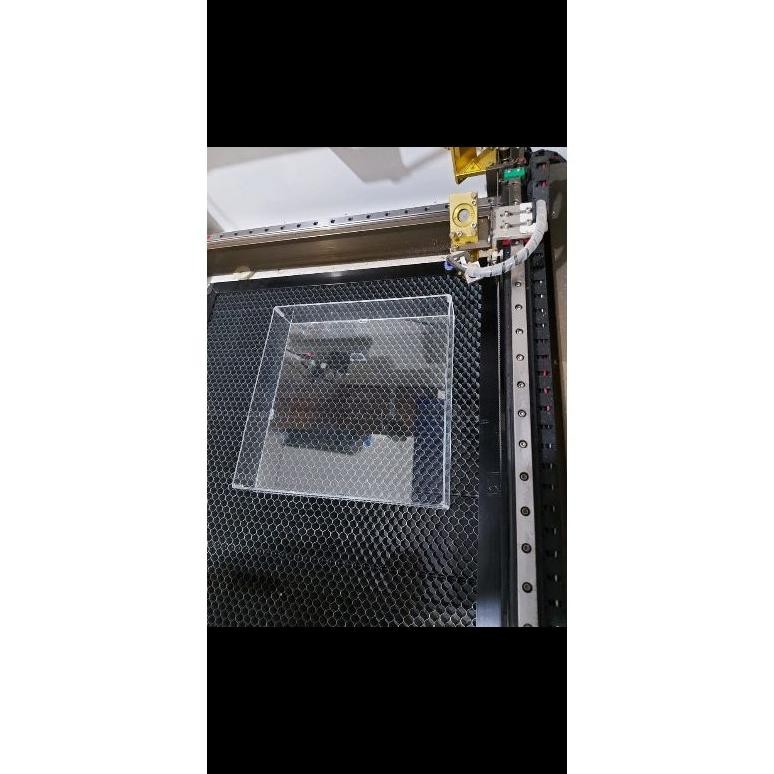 

frame mahar full acrylic 25x25x5 atau 25.5 x 19 x 4.5 tutupan sliding Nugi