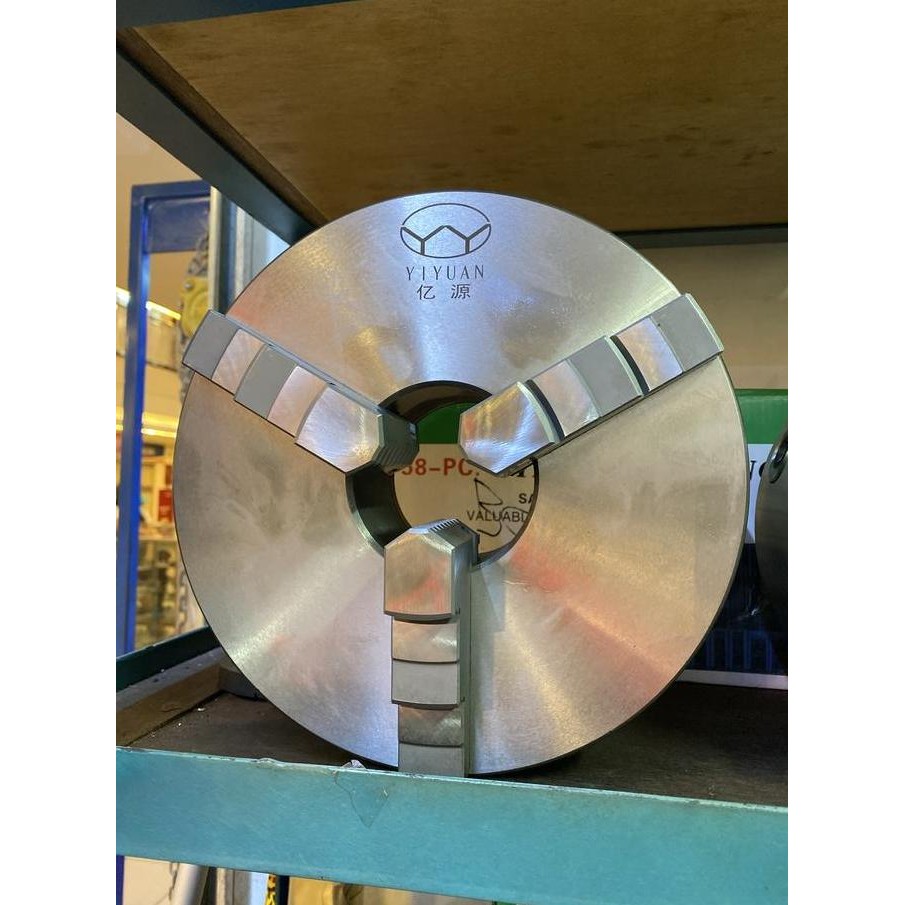 chuck bubut 10 inchi 3 jaws