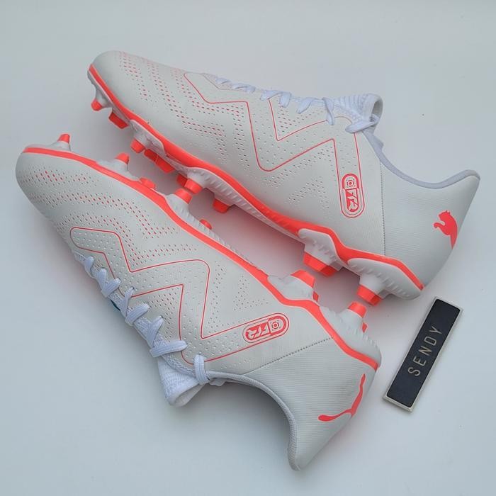 Rs Puma Future Play Fg / Ag 107377 01 Puma White Fire Orchid Warna Putih Merah Muda Original 100% Or