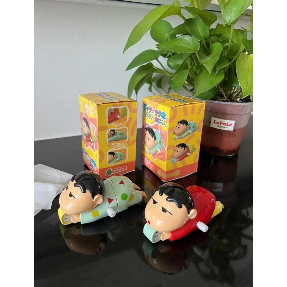 

Berkualitas! Mainan Crayon Shinchan shin chan gerak lucu pantat goyang kawaii mainan putar ,.