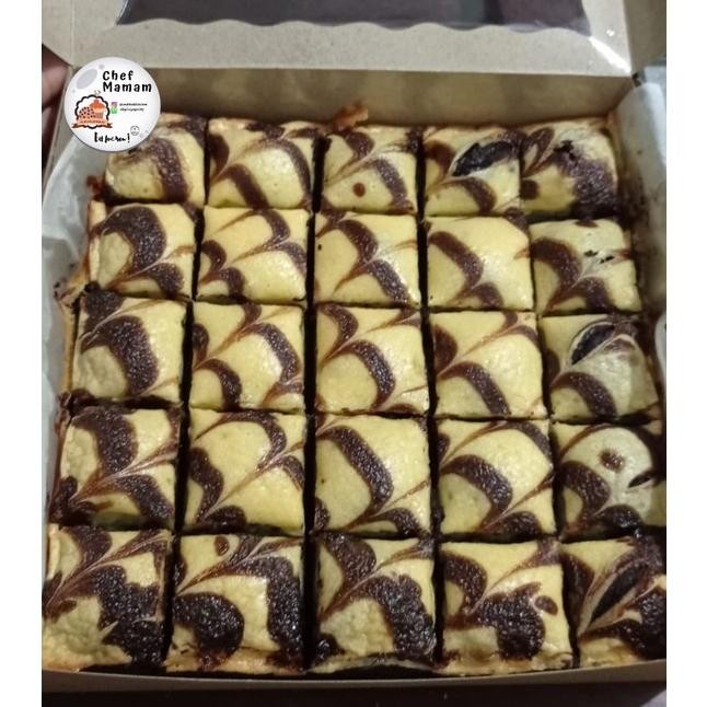 

Promoo!! Fudgy Cheese Brownies / Brownies Cream Cheese 100% FRESH uk.20x20cm