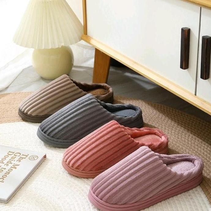 sandal rumah wanita pria sandal hotel indoor sandal bulu garis empuk