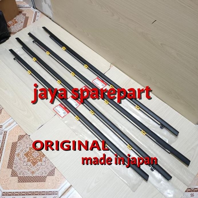 pelipit karet kaca luar honda crv turbo prestige crv gen5 2018 up 1set murah