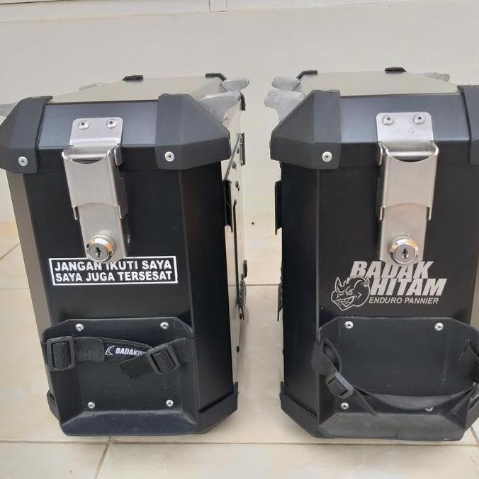 Pannier Badak Hitam 27 ltr